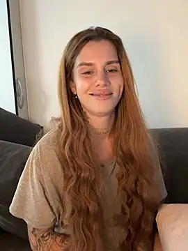 EmiliaCatalina online show from 03/16/26, 08:24