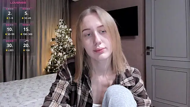 Mika Ray online show from 12/18/25, 11:33