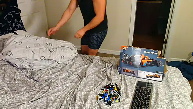 zack Fisher online show from 02/04/25, 01:56