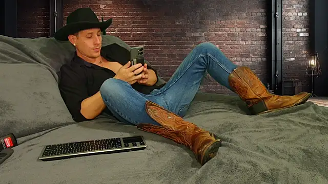 zack Fisher online show from 02/10/26, 07:07