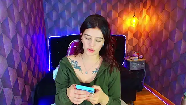 LiaHarryis online show from 02/09/26, 06:34