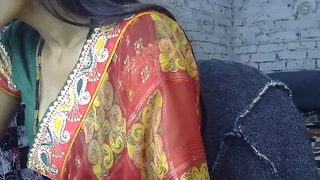 Anjali Milsi online show from 11/26/25, 05:19