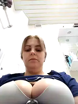 Lady nice cat online show from 02/08/25, 12:28