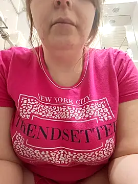 Lady nice cat online show from 02/24/26, 11:19