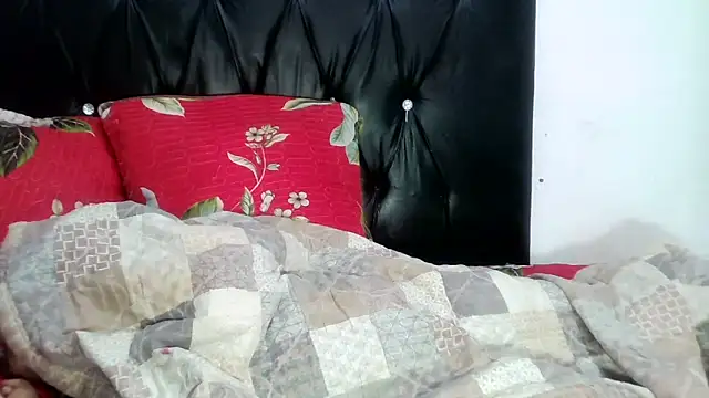 Hotxchickk online show from 03/16/25, 10:53