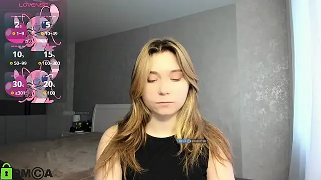 SweetMonicka online show from 12/08/24, 07:47