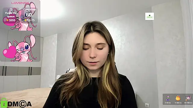 SweetMonicka online show from 12/30/24, 05:02