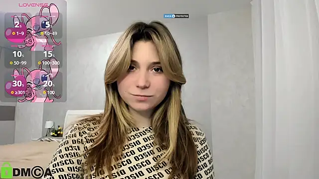 SweetMonicka online show from 01/09/25, 05:11