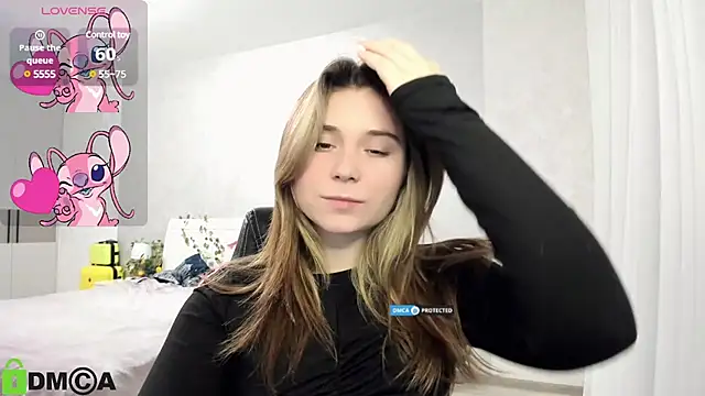 SweetMonicka online show from 01/26/25, 06:37