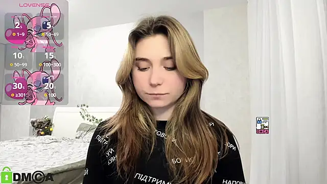 SweetMonicka online show from 02/11/25, 05:40