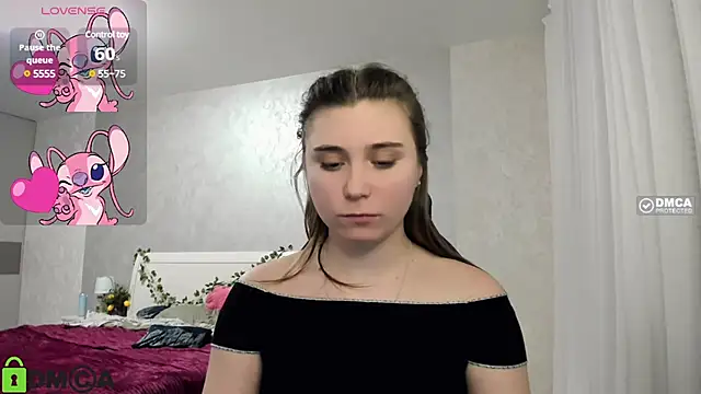 SweetMonicka online show from 02/28/25, 05:37