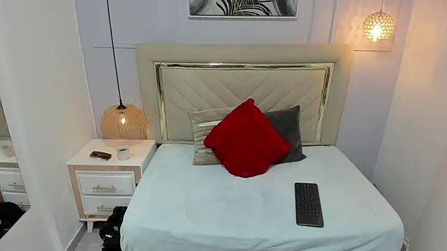 Franchely hot online show from 01/21/25, 11:13