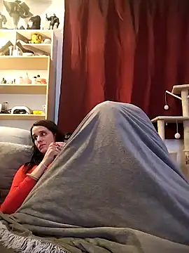 LauraBaby online show from 10/27/25, 07:29