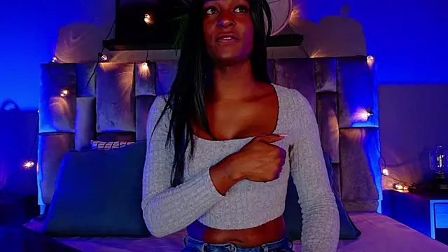 nahomi campbell online show from 09/18/25, 07:27