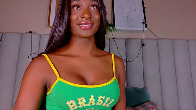 nahomi campbell online show from 04/17/26, 08:45