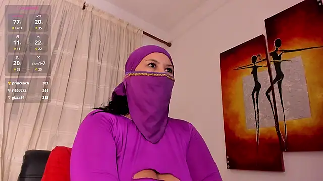 Snapshot of Amina_hafsa chatting on 02/22/25, 10:42 Amina hafsa online show from 02/22/25, 10:42