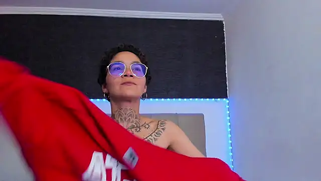 anaroman01 online show from 09/10/25, 06:41