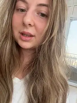 curvyflawless online show from 02/07/25, 11:56