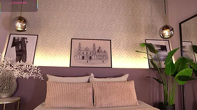 ElleDiane online show from 01/19/26, 12:25