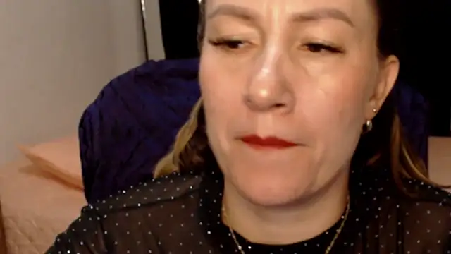 Snapshot of CATRINA-83 chatting on 06/03/26, 06:35 CATRINA-83 online show from 06/03/26, 06:35