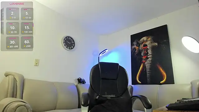 Nicolas Fellener online show from 12/19/25, 03:46