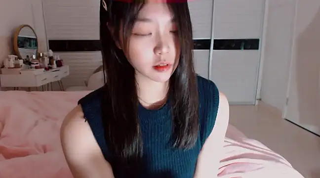 -Lucky Girl online show from 02/20/25, 11:42