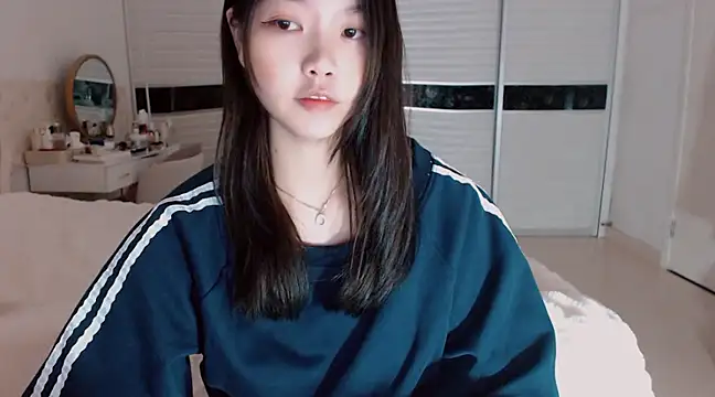 -Lucky Girl online show from 03/02/25, 01:04