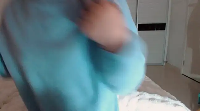 -Lucky Girl online show from 03/06/25, 12:43