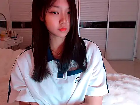 -Lucky Girl online show from 03/07/25, 06:02