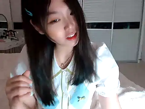 -Lucky Girl online show from 03/11/25, 12:44