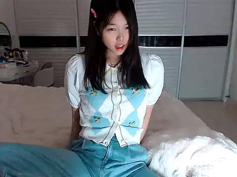 -Lucky Girl online show from 03/11/25, 12:06