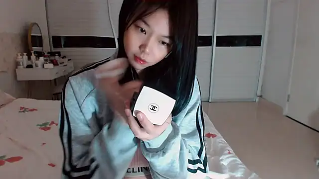 -Lucky Girl online show from 09/09/25, 01:16