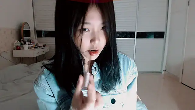 -Lucky Girl online show from 09/29/25, 12:10