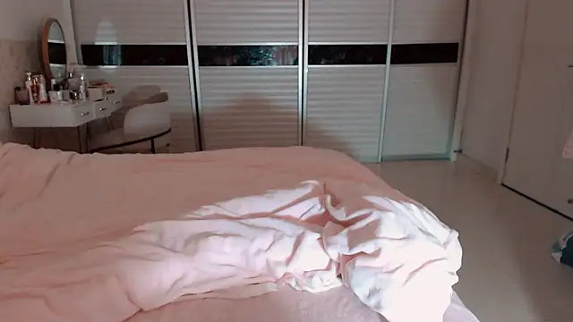 -Lucky Girl online show from 02/08/26, 02:26