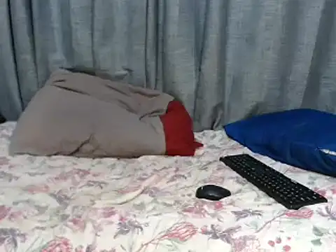 SexyCurvaceousxx online show from 12/05/24, 01:36