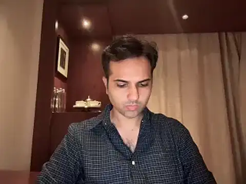 Snapshot of immog727 chatting on 12/27/24, 03:15 immog727 online show from 12/27/24, 03:15