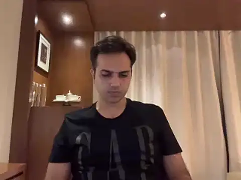 Snapshot of immog727 chatting on 12/29/24, 05:12 immog727 online show from 12/29/24, 05:12