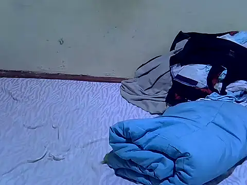 Medilina 01 online show from 10/19/25, 04:07