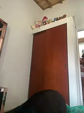 emmyjhonson07 online show from 01/18/26, 05:17