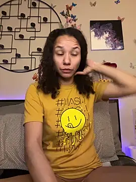 Snapshot of _Neeka_ chatting on 01/17/25, 11:17  Neeka  online show from 01/17/25, 11:17