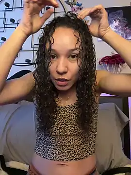 Snapshot of _Neeka_ chatting on 01/31/25, 03:11  Neeka  online show from 01/31/25, 03:11