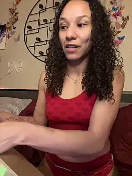 Snapshot of _Neeka_ chatting on 02/28/25, 04:21  Neeka  online show from 02/28/25, 04:21