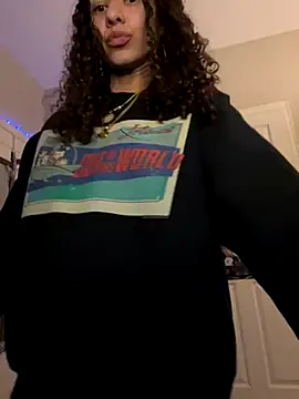 Snapshot of _Neeka_ chatting on 10/26/25, 03:12  Neeka  online show from 10/26/25, 03:12