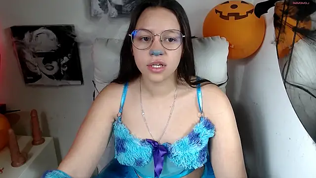 SamanthaRoldaan online show from 10/31/25, 02:18