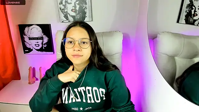 SamanthaRoldaan online show from 04/07/26, 03:01