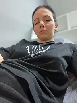 Snapshot of naughty_lucifer chatting on 12/24/24, 09:39 naughty lucifer online show from 12/24/24, 09:39