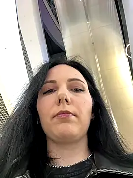 Snapshot of naughty_lucifer chatting on 10/28/25, 05:26 naughty lucifer online show from 10/28/25, 05:26