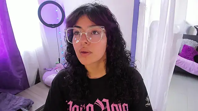 witchviolet online show from 01/04/25, 08:59