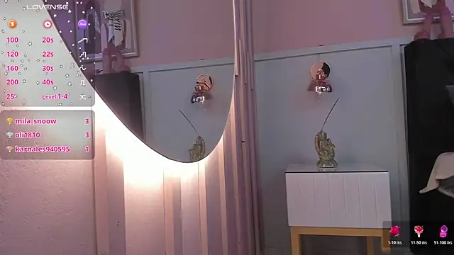 chloe watson  online show from 11/04/25, 07:46