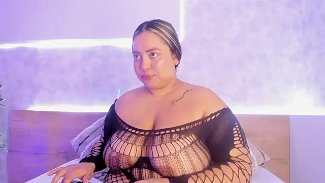 Snapshot of tatijara chatting on 02/06/25, 03:27 tatijara online show from 02/06/25, 03:27